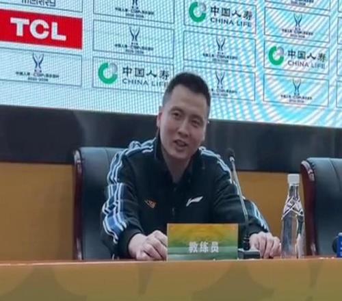 丁立人与古,克什握手言,新加坡象棋,kaiyun·开云（中国）官网,KaiYun,SPORTS,kaiyun·开云（中国）中国官网,KaiYun体育平台,kaiyun·开云（中国）服务